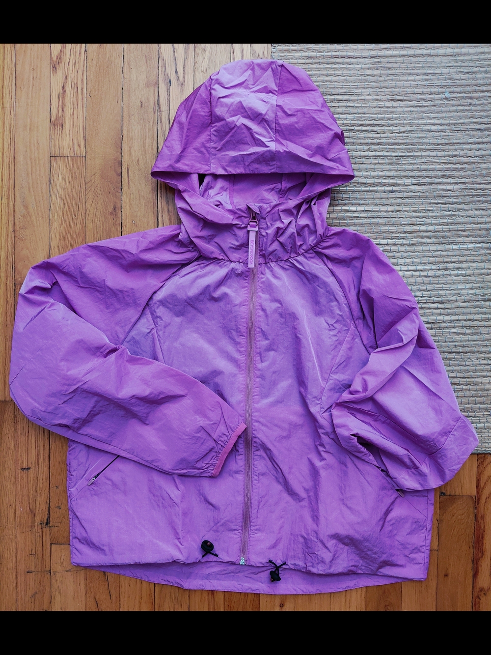 Never Worn-Beyond Yoga Violet/Pink Lightweight Hooded Jacket
